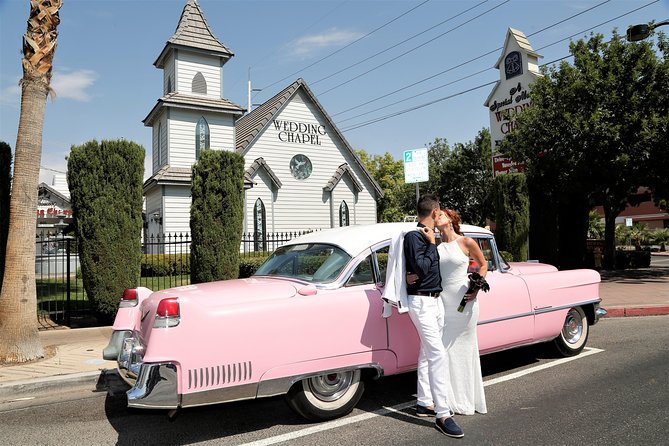 Las Vegas Wedding at A Special Memory Wedding Chapel - Entering A Special Memory Wedding Chapel