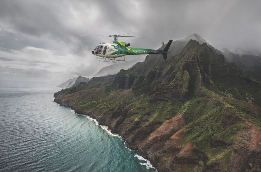 Lihue: Deluxe Waterfall Safari Helicopter Tour - Photography, seating, and comfort