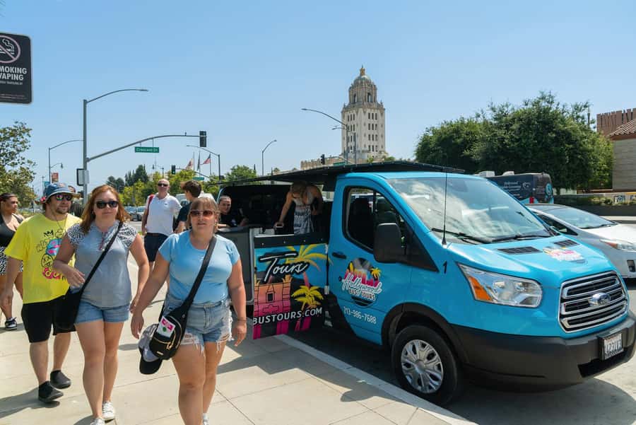 Los Angeles: Celebrity Homes and Hollywood Open-Air Bus Tour - Who should book this LA bus tour?