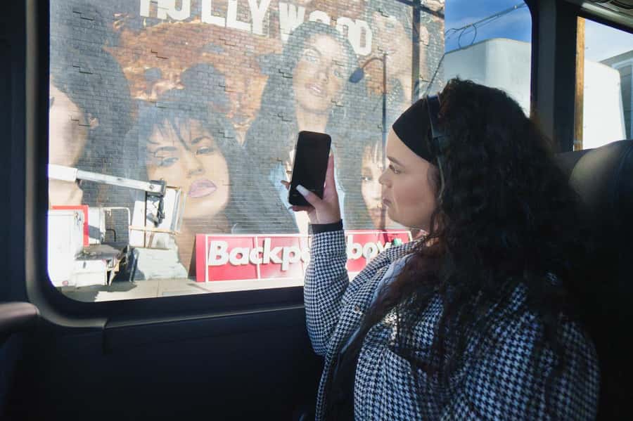 Los Angeles: Half-Day Best of LA Tour - The bus ride through Beverly Hills and the Sunset Strip