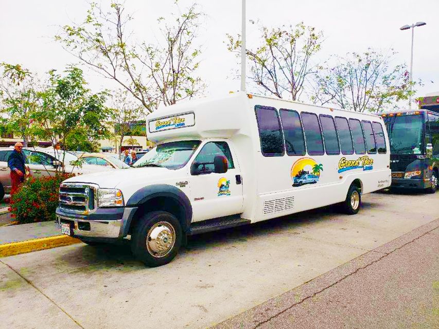 Los Angeles: LA Grand Tour by Open-Air Bus - Santa Monica Pier: one hour by the Pacific