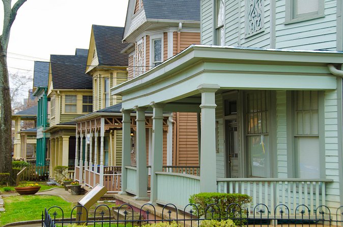 Martin Luther King Jr. History Walking Tour - The two-hour Sweet Auburn walk
