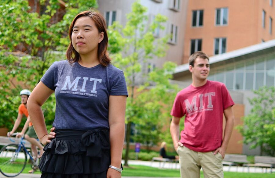 Massachusetts Institute of Technology Public Tour - Meeting in Kendall Square