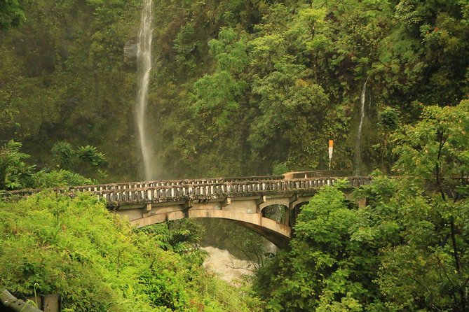 Maui: Famous Road to Hana Waterfalls and Lunch by Mercedes Van - The early morning start and pickup details