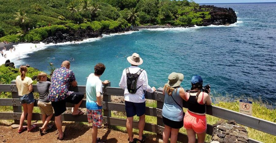 Maui: Road to Hana Adventure with Breakfast & Lunch - Key points to know before booking