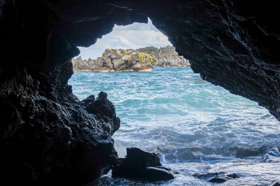 Maui: Small-Group Road to Hāna Sightseeing Tour - Hookipa and the first coastal views