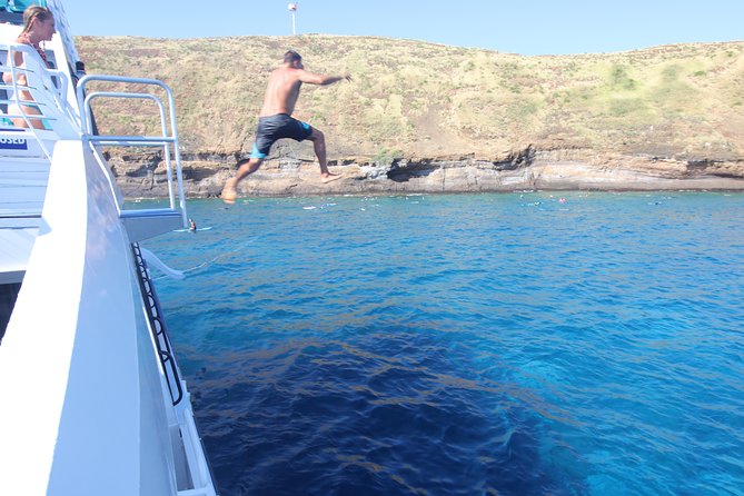 Maui Snorkeling Adventure From Ma'alaea Harbor to Molokini - Why the Calypso works well for a long morning at sea