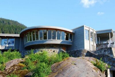 Mendenhall Glacier Visitor Center and Ultimate Whale Watch Combo