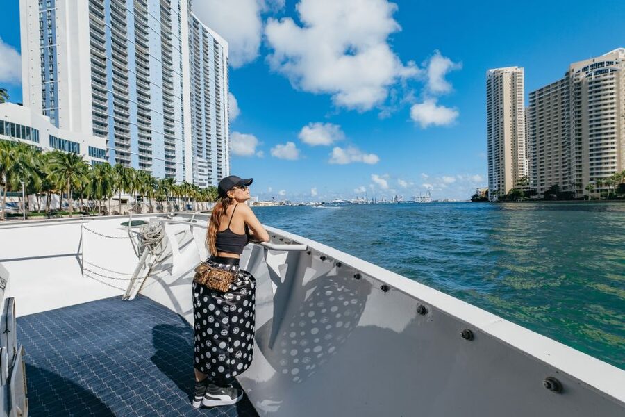 Miami: Half-Day Open-Top Bus Tour Plus Biscayne Bay Cruise - Planning the bus and boat without losing time