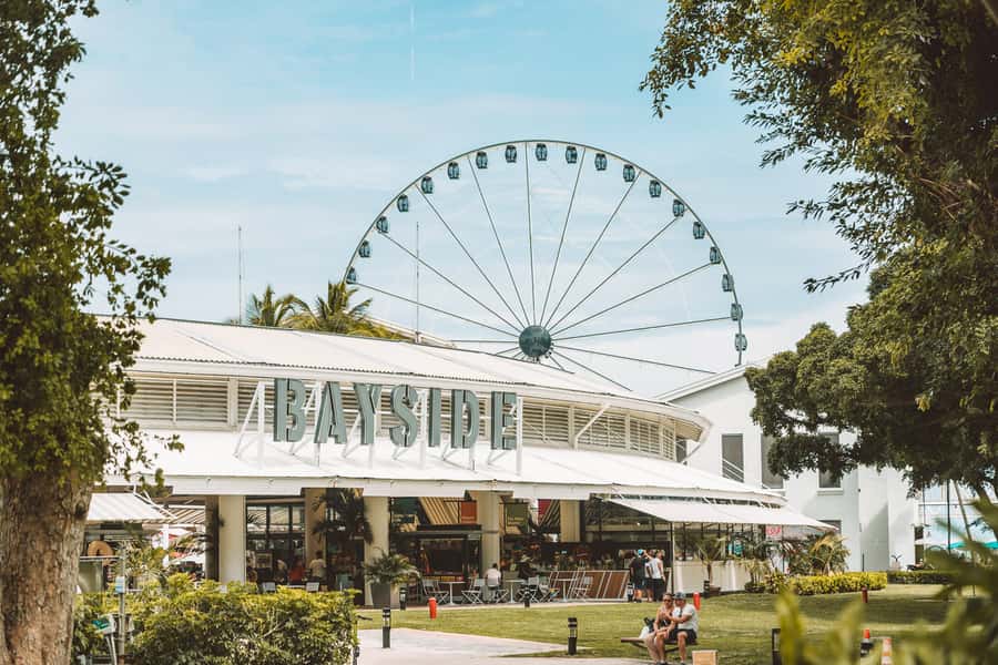 Miami: Hop-on Hop-off Open-top Bus Tour and Optional Cruise - Downtown Miami and the waterfront route
