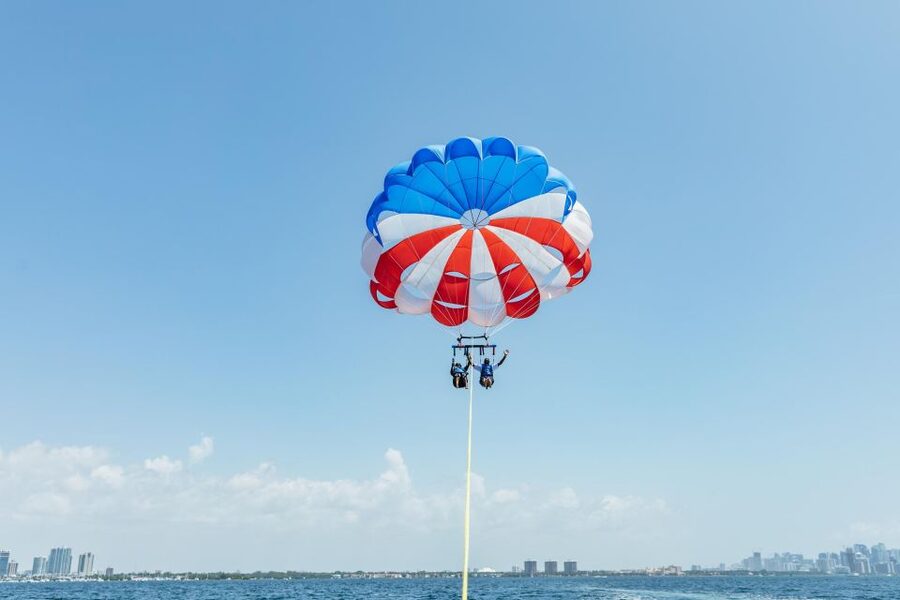 Miami: Parasailing Experience in Biscayne Bay - Should you book the Biscayne Bay parasail?