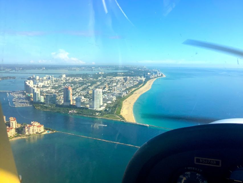 Miami: South Beach Private 35-Minute Guided Flight Tour - The aircraft, comfort, and safety picture