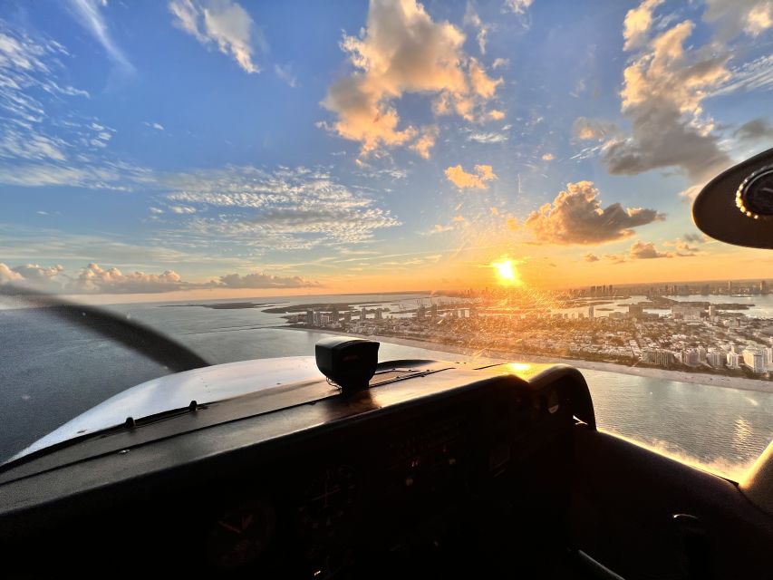 Miami: South Beach Private 35-Minute Guided Flight Tour - Meeting point and practical planning