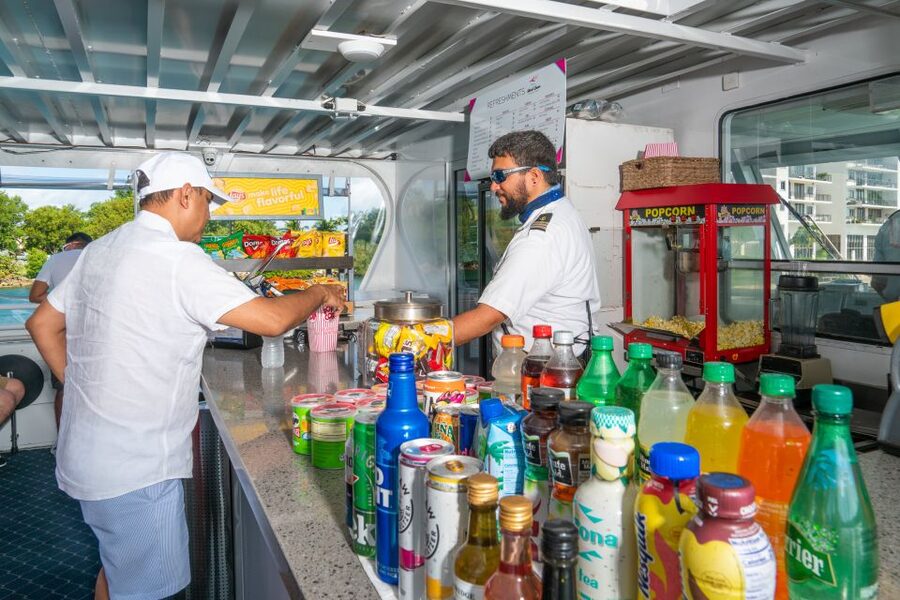 Miami: The Original Millionaire’s Row Cruise - Drinks, snacks, and the relaxed pace