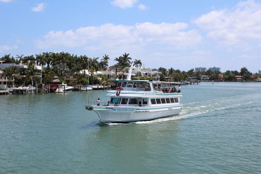 Miami: The Original Millionaire’s Row Cruise - The city skyline and Brickell Key