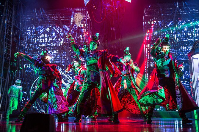 Michael Jackson ONE by Cirque du Soleil® at Mandalay Bay Resort and Casino - Getting through Mandalay Bay to the theater