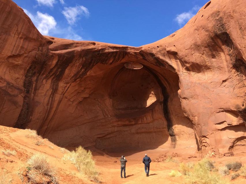 Monument Valley: Backcountry Jeep Tour with Navajo Guide - Three Sisters, John Ford Point, and the movie country