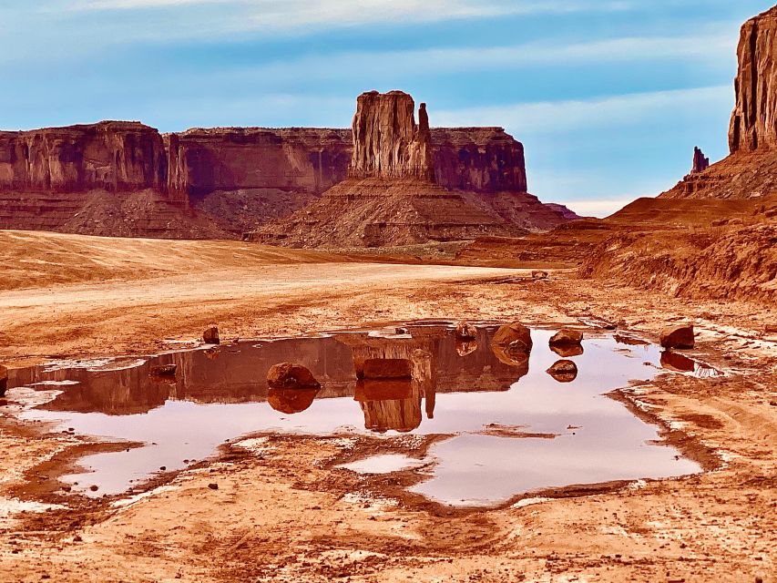 Monument Valley: Highlights Tour with Backcountry Access - Why this tour sees more than the public loop