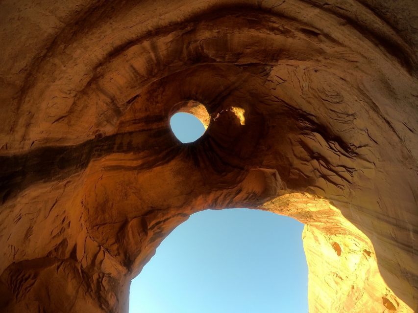 Monument Valley: Scenic 2.5-Hour Guided Tour - Key points to know before you go