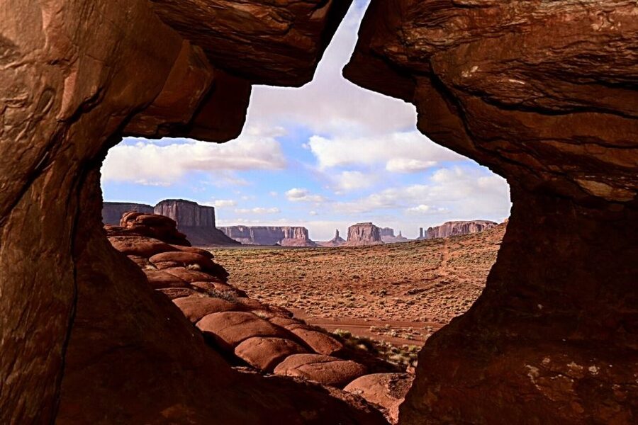 Monument Valley: Scenic 2.5-Hour Guided Tour - Why a Navajo guide changes Monument Valley