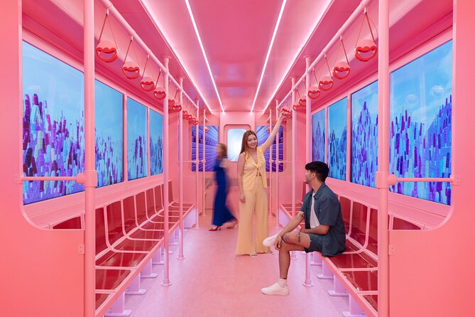 Museum of Ice Cream Chicago Admission Ticket - Mini golf, games, and the Speakeasy