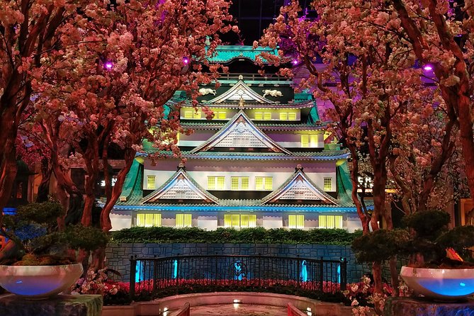 Must-See Spots Vegas Strip Walking Tour - Flamingo’s garden offers a quiet break