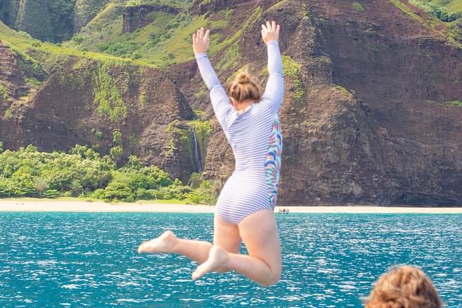 Na Pali Coast Half-Day Raft and Snorkel Adventure - Check-in at Port Allen and the early safety briefing