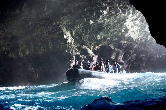 Na Pali Coast Half-Day Raft and Snorkel Adventure - Breakfast or lunch keeps the half-day practical