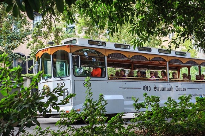 Narrated Historic Savannah Sightseeing Trolley Tour - Forsyth Park and the city’s famous fountain