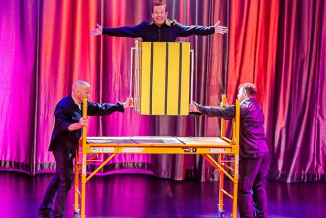 Nathan Burton Comedy Magic - A Small Theater With Big Vegas Energy