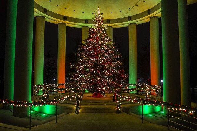 National Mall Monuments Night Tour with 10+ Stops, Entry Tickets - Why Washington looks better after dark