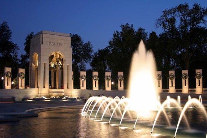 National Mall Night Tour with 10+ Monuments (Public or Private) - Optional tickets are for the following day