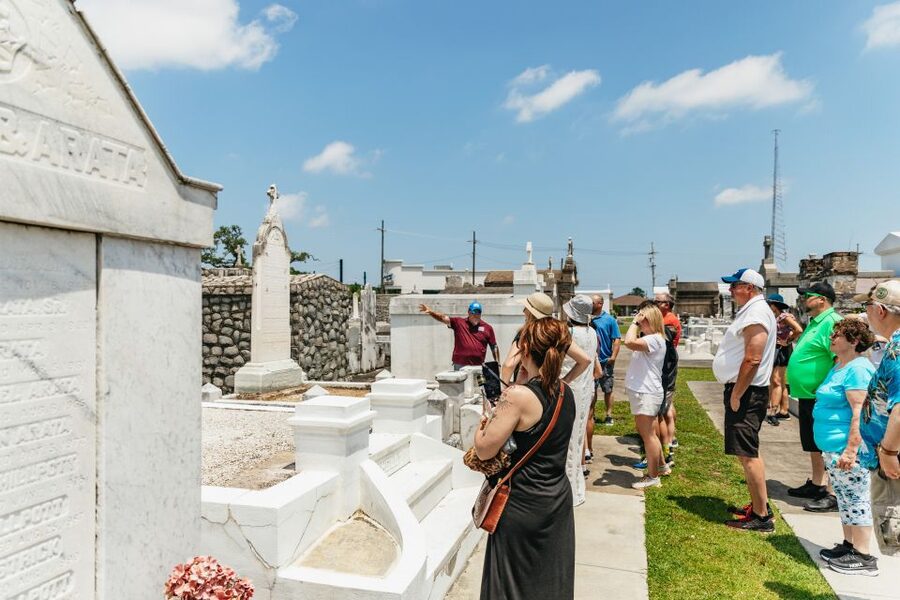 New Orleans: Cemetery Tour - Voodoo, the French Quarter, and cultural context
