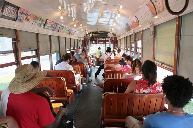 New Orleans City Sightseeing Hop-On Hop-Off Bus Tour - The St. Charles and riverfront connection, stops 15 through 18