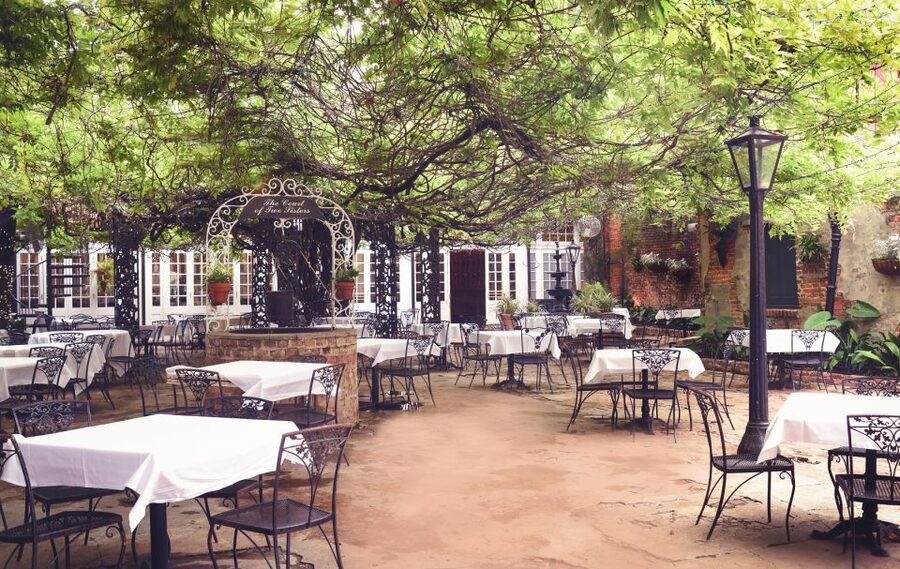 New Orleans: 'Court of Two Sisters' Jazz Brunch Buffet - After 11:30 am, the buffet shifts to lunch