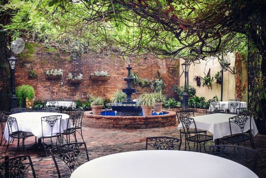 New Orleans: 'Court of Two Sisters' Jazz Brunch Buffet - Practical tips for a better visit