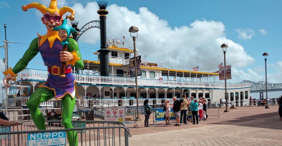New Orleans: Creole Queen History Cruise with Optional Lunch - Boarding at the Riverwalk and Canal Street Dock