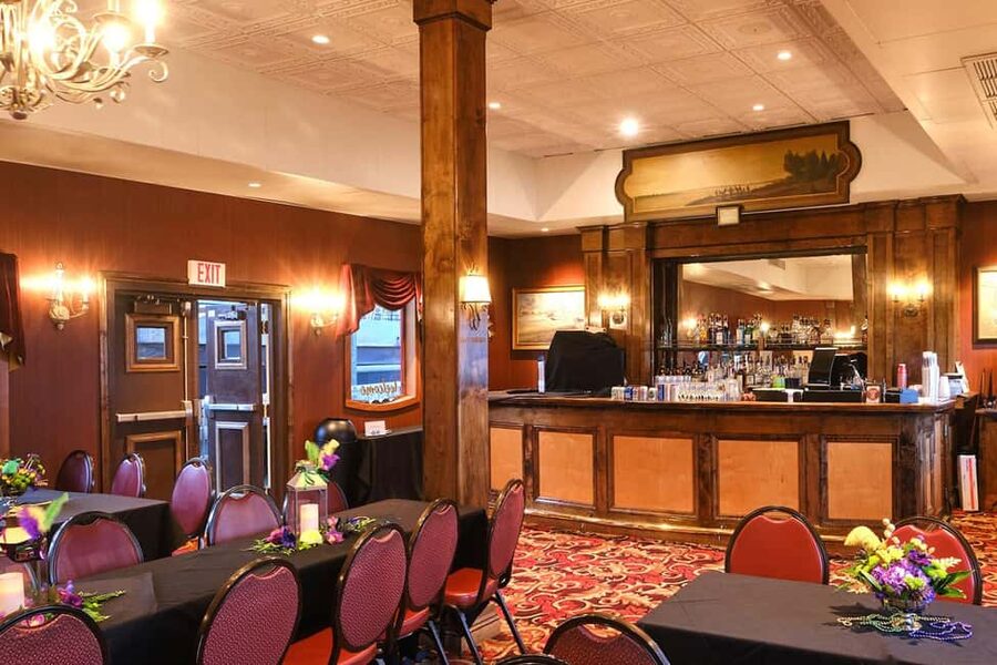 New Orleans: Evening Steamboat Jazz Cruise + Optional Dinner - Four decks, full-service bars, and the engine room