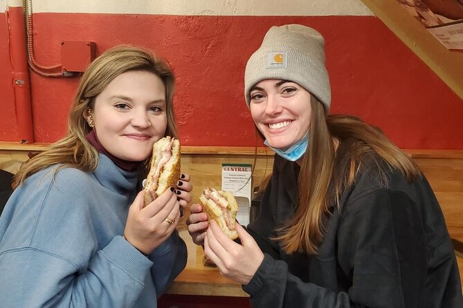 New Orleans Food Walking Tour of the French Quarter with Small-Group Option - Who should book this food tour?