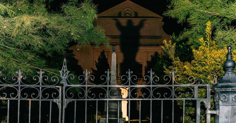 New Orleans: French Quarter Ghost Tour with Interior Visit - Key points at a glance