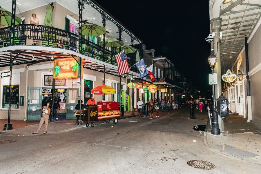 New Orleans: French Quarter Ghost Tour with Interior Visit - Why the private haunted building matters