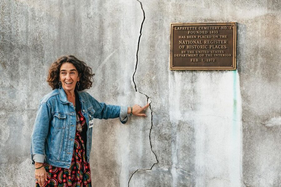 New Orleans: Garden District Guided Walking Tour - Key points at a glance