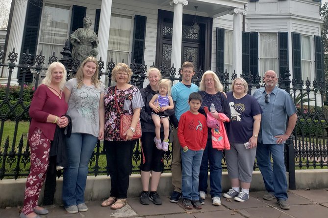 New Orleans Garden District History Walking Tour - How much walking and standing to expect