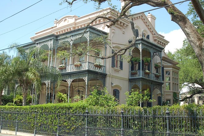 New Orleans: Garden District Tour - Architecture explained without the textbook fog