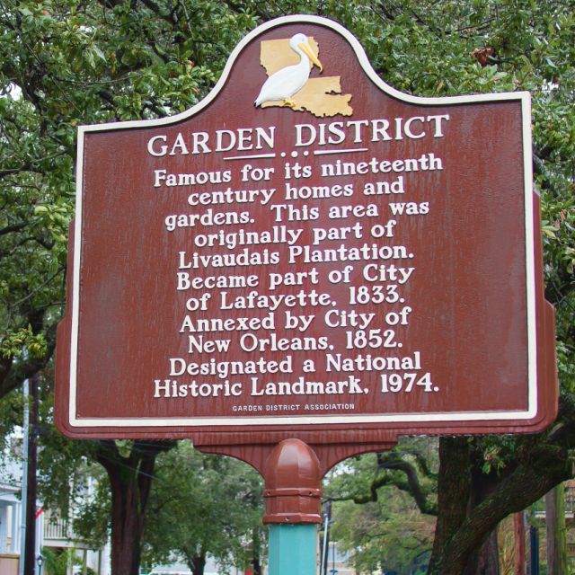 New Orleans: Garden District Tour - Comfort, access, and timing