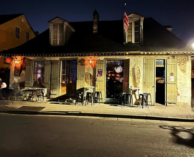 New Orleans Haunted Ghost, Voodoo & Vampire Walking Tour - Muriel’s and Jackson Square set the scene