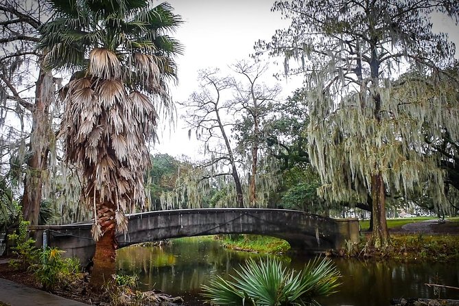 New Orleans Sightseeing City Tour - Jackson Square and the old city center