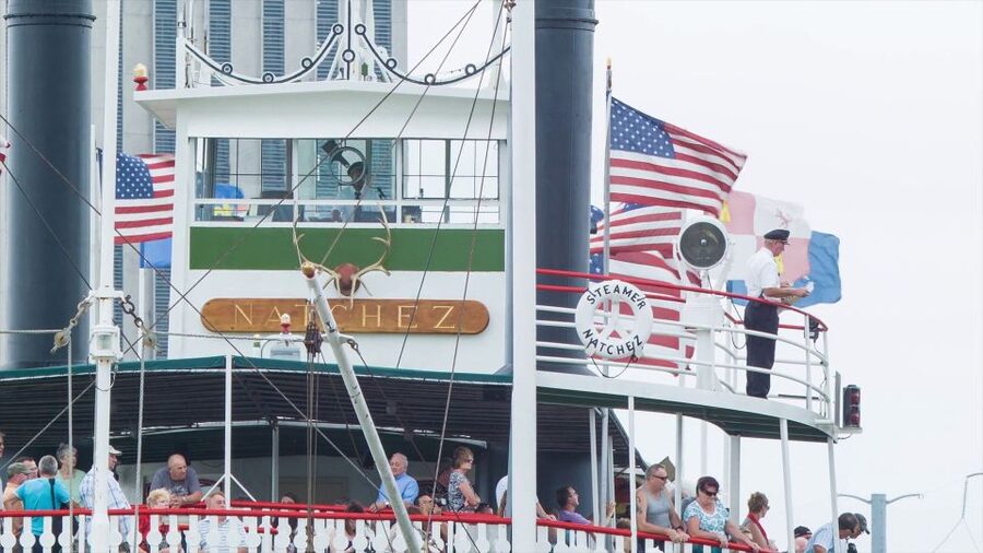 New Orleans: Sunday Steamboat Jazz Cruise + Optional Brunch - Drinks, seating, and extra costs
