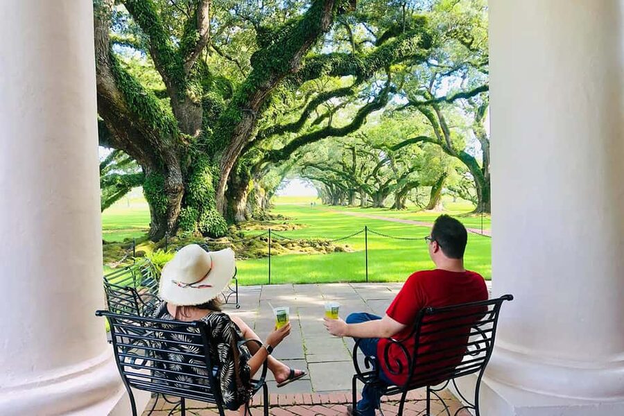 New Orleans: Swamp Boat Ride & Oak Alley Plantation Tour - The plantation visit goes beyond the Big House