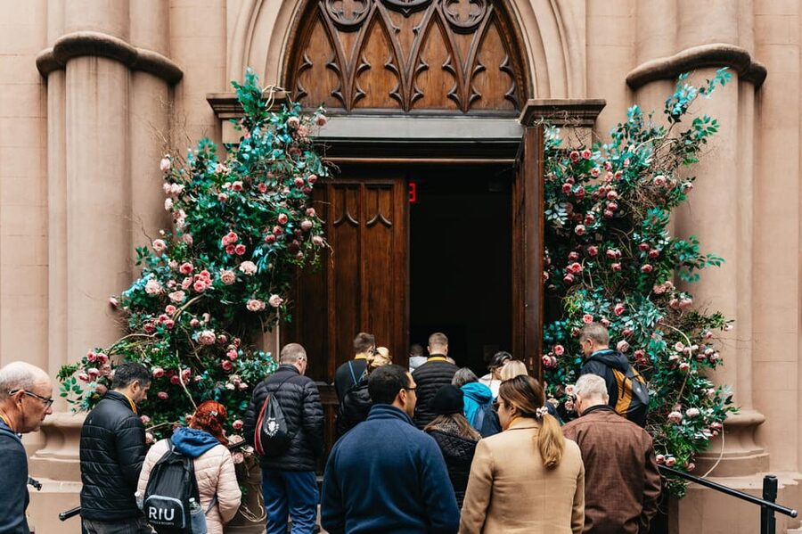 New York City: Catacombs by Candlelight - Clothing, conduct, and access